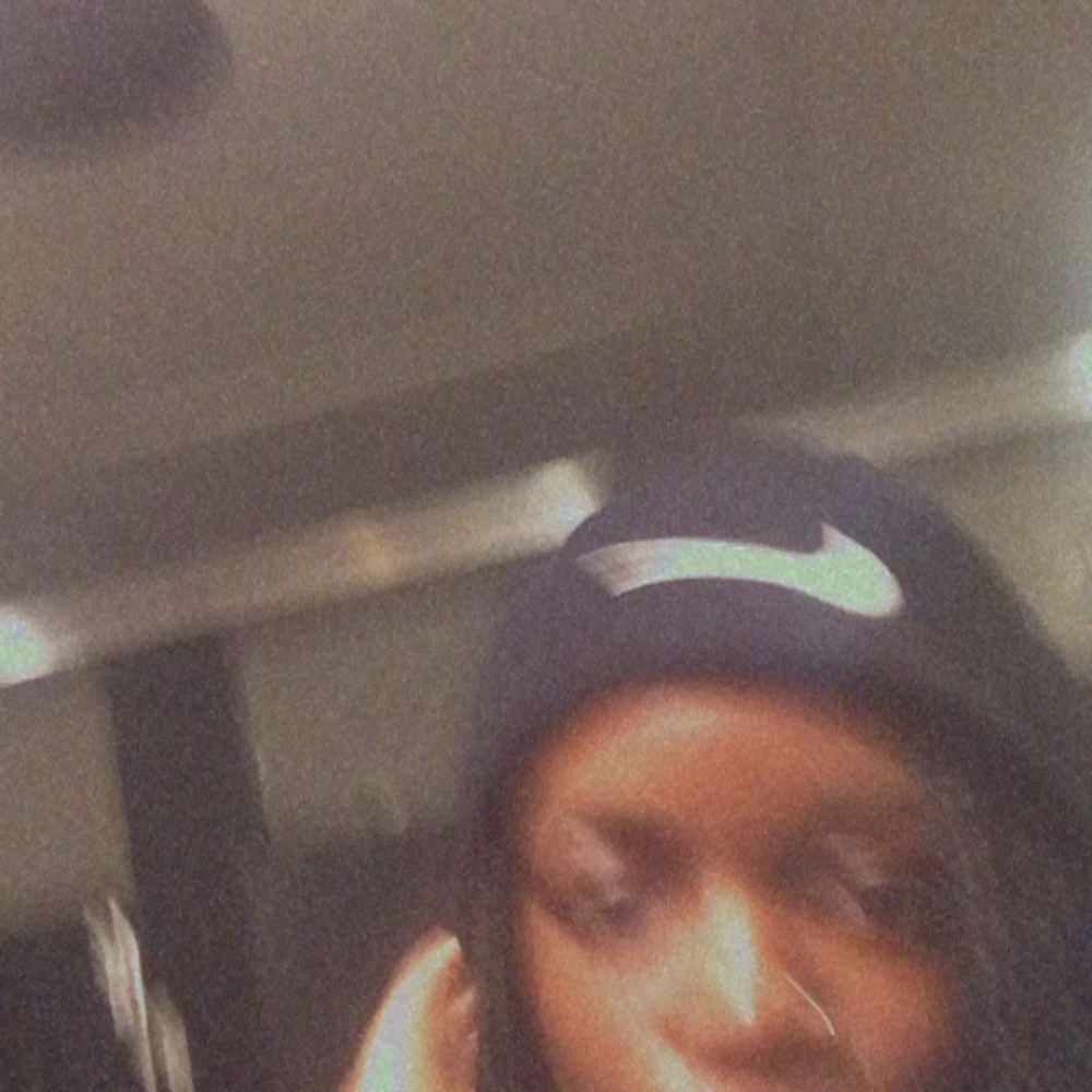 Meet your Posher, Halimat